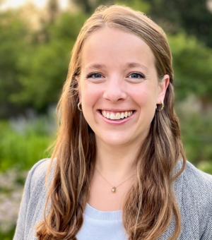 Head and shoulders photo of Meredith Paker